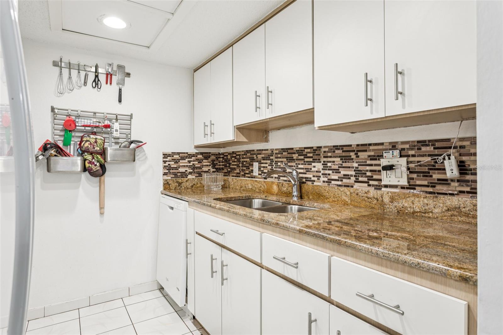 Image 12 of 25 For 4718 Christa Court 314