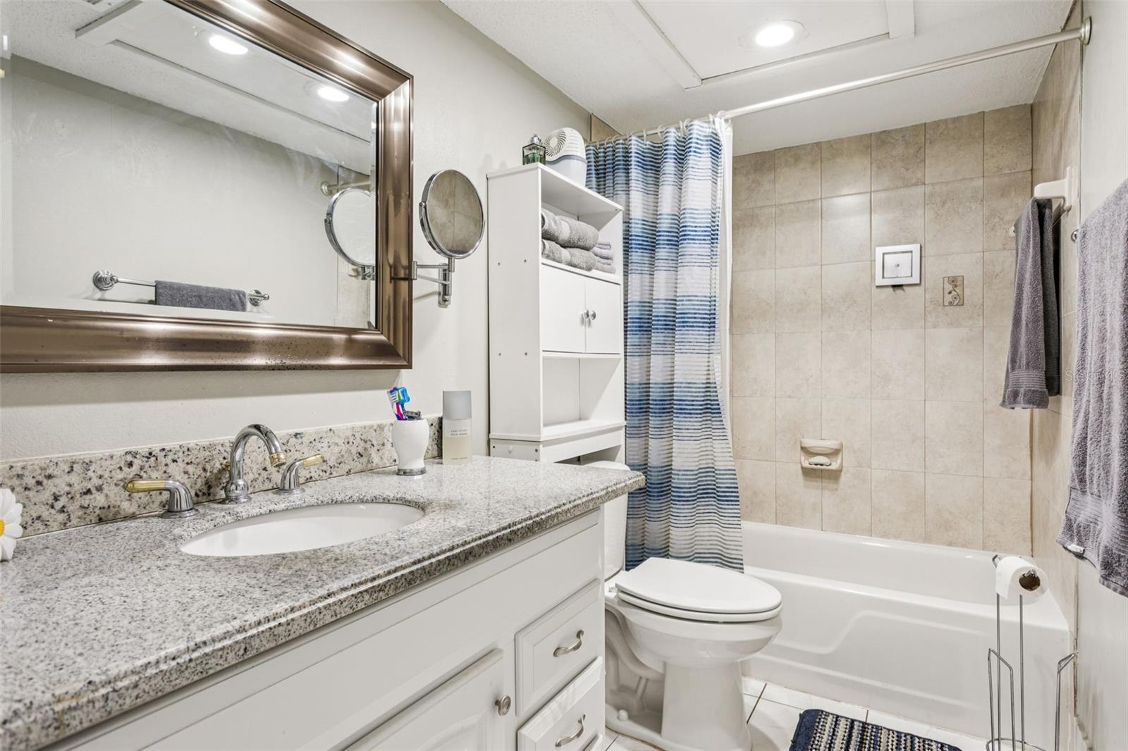 Image 20 of 25 For 4718 Christa Court 314
