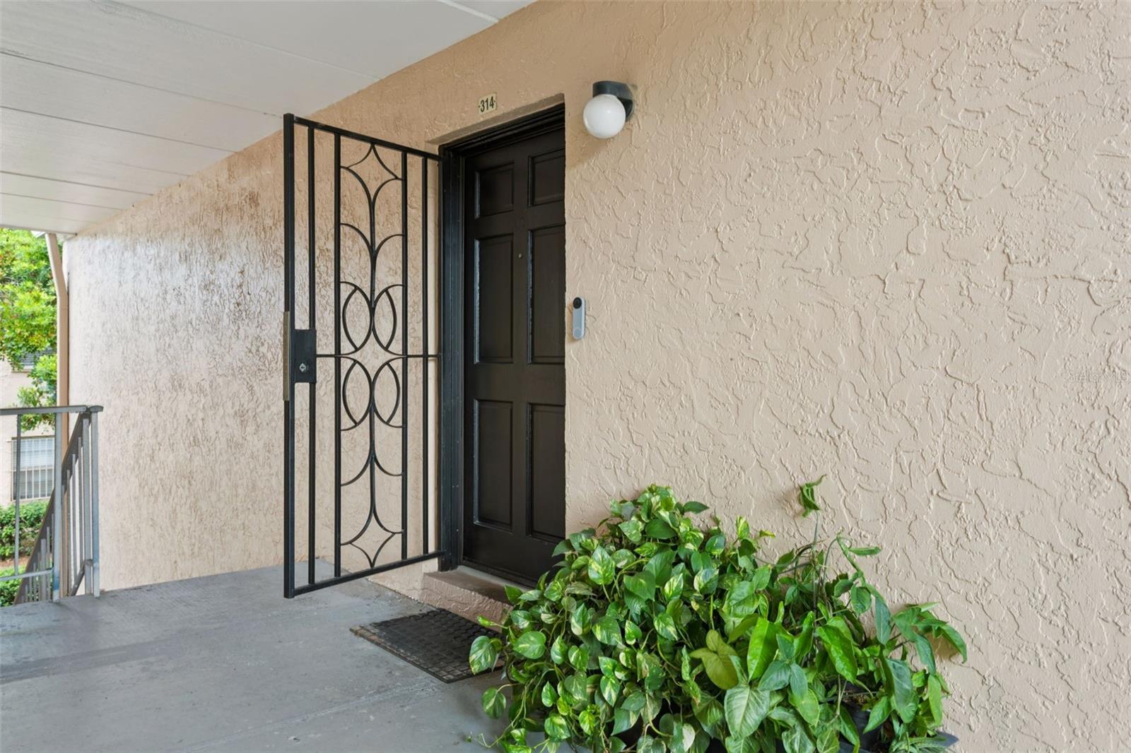 Image 4 of 25 For 4718 Christa Court 314