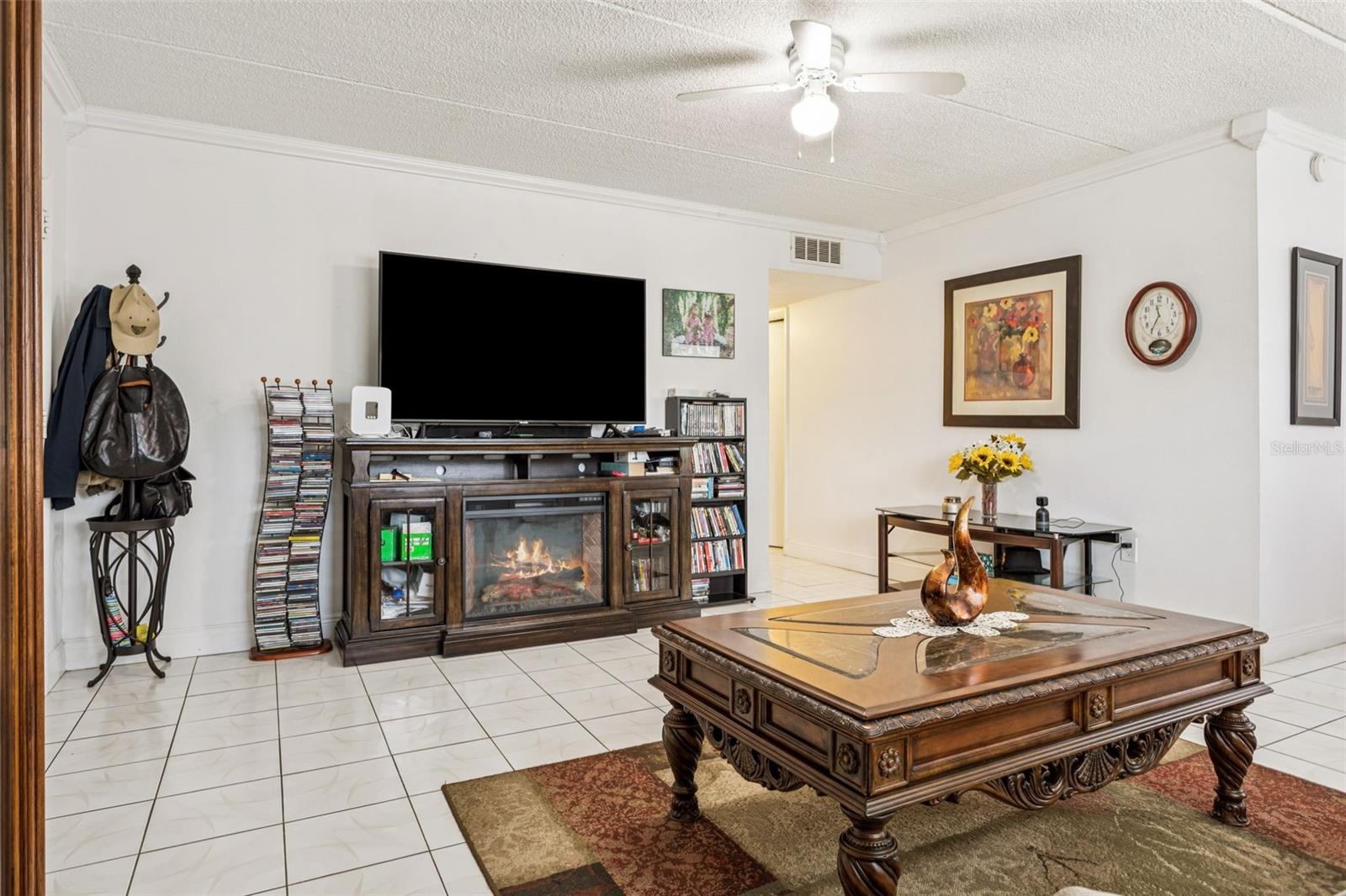 Image 8 of 25 For 4718 Christa Court 314