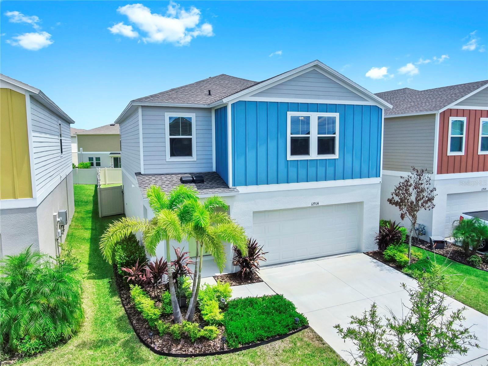 Image 2 of 39 For 12914 Camarillo Place