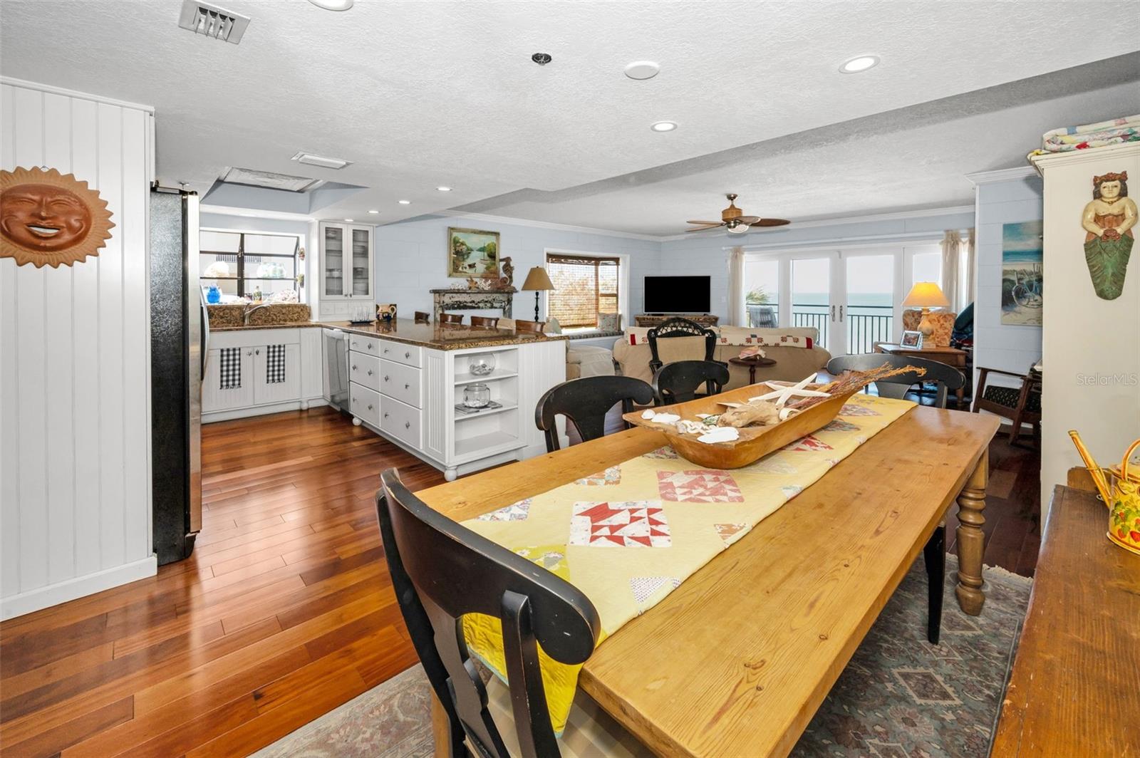 Details for 2300 Beach Trail 5, INDIAN ROCKS BEACH, FL 33785