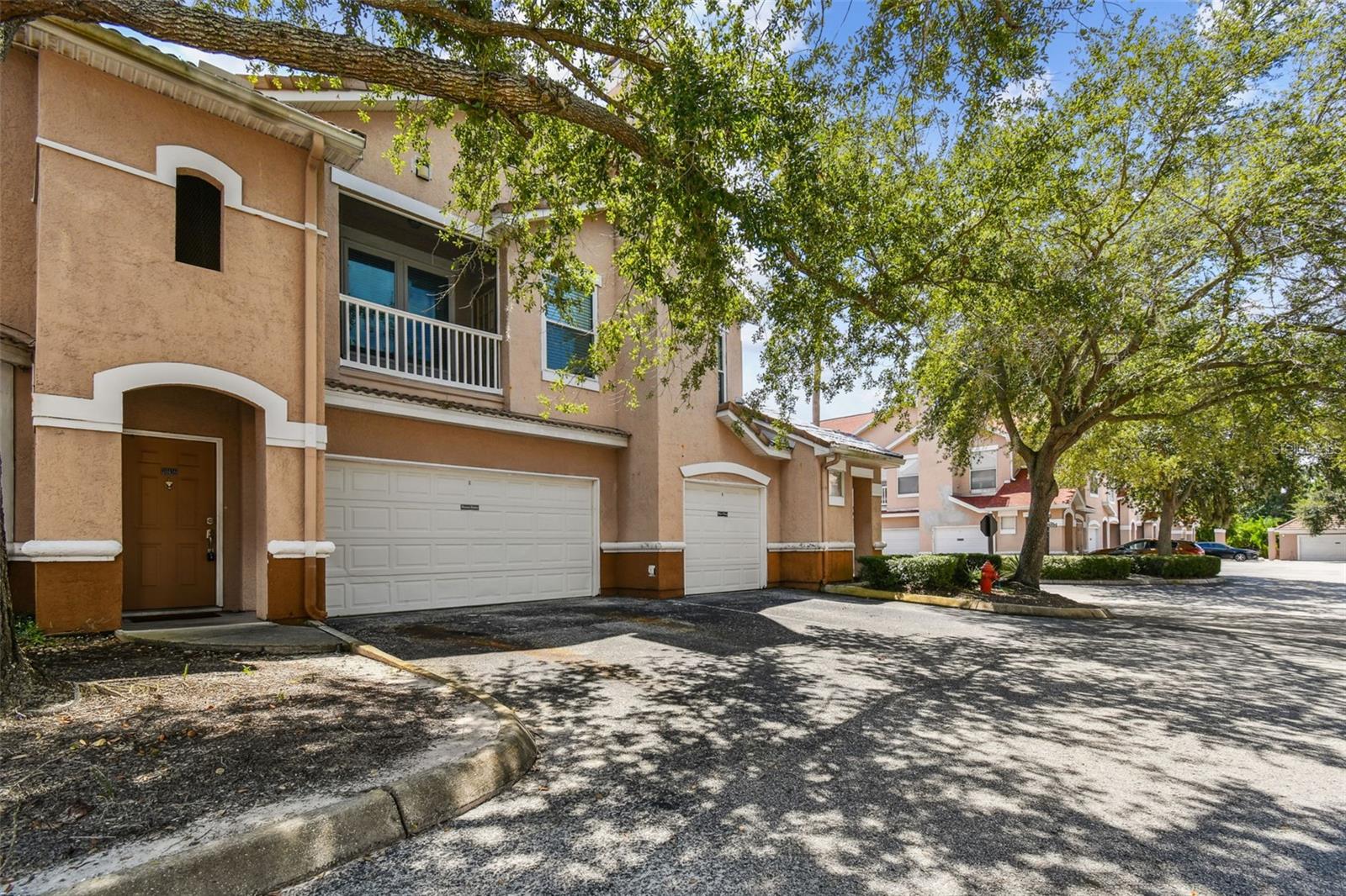 Listing photo id 0 for 10416 Villa View Circle