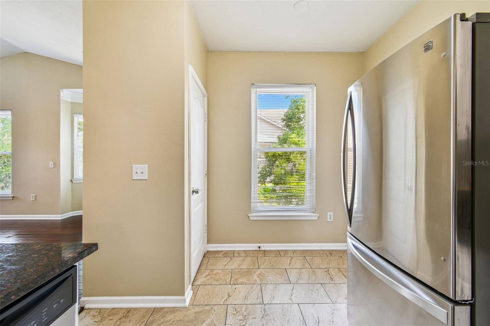 Listing photo id 24 for 10416 Villa View Circle