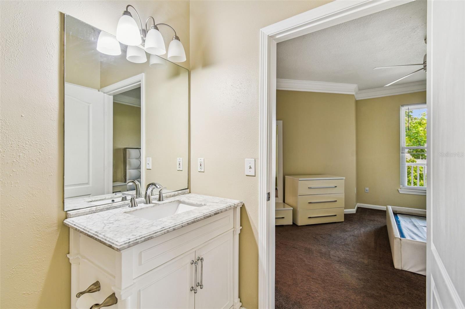 Listing photo id 33 for 10416 Villa View Circle