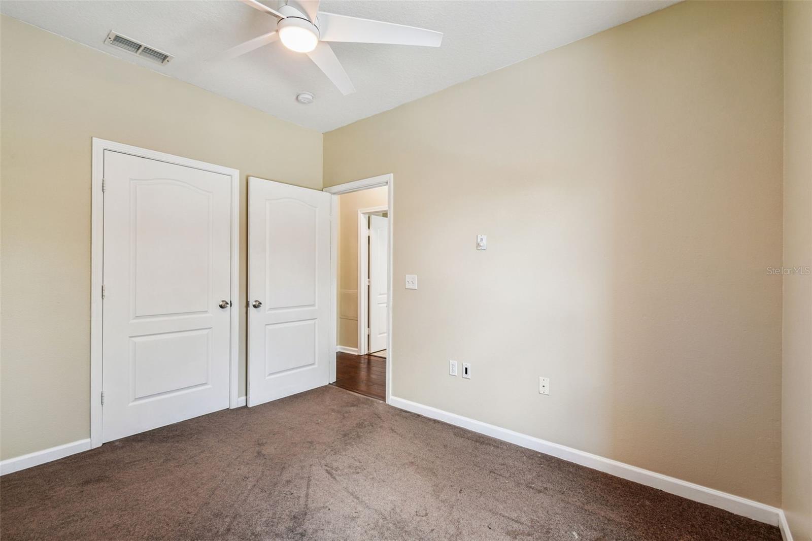Listing photo id 46 for 10416 Villa View Circle