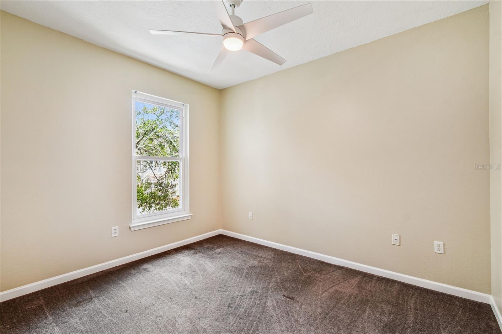 Listing photo id 48 for 10416 Villa View Circle