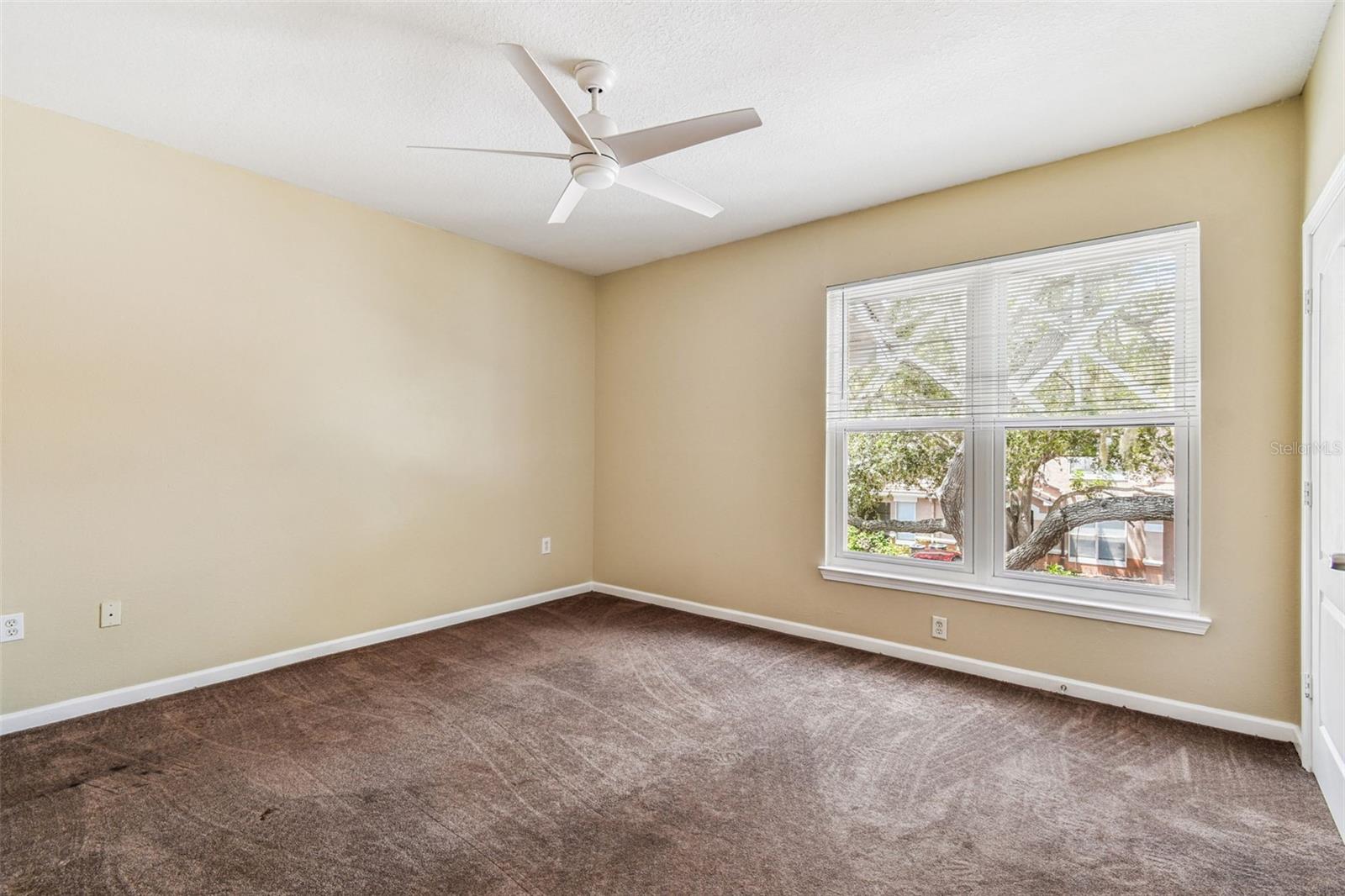 Listing photo id 50 for 10416 Villa View Circle