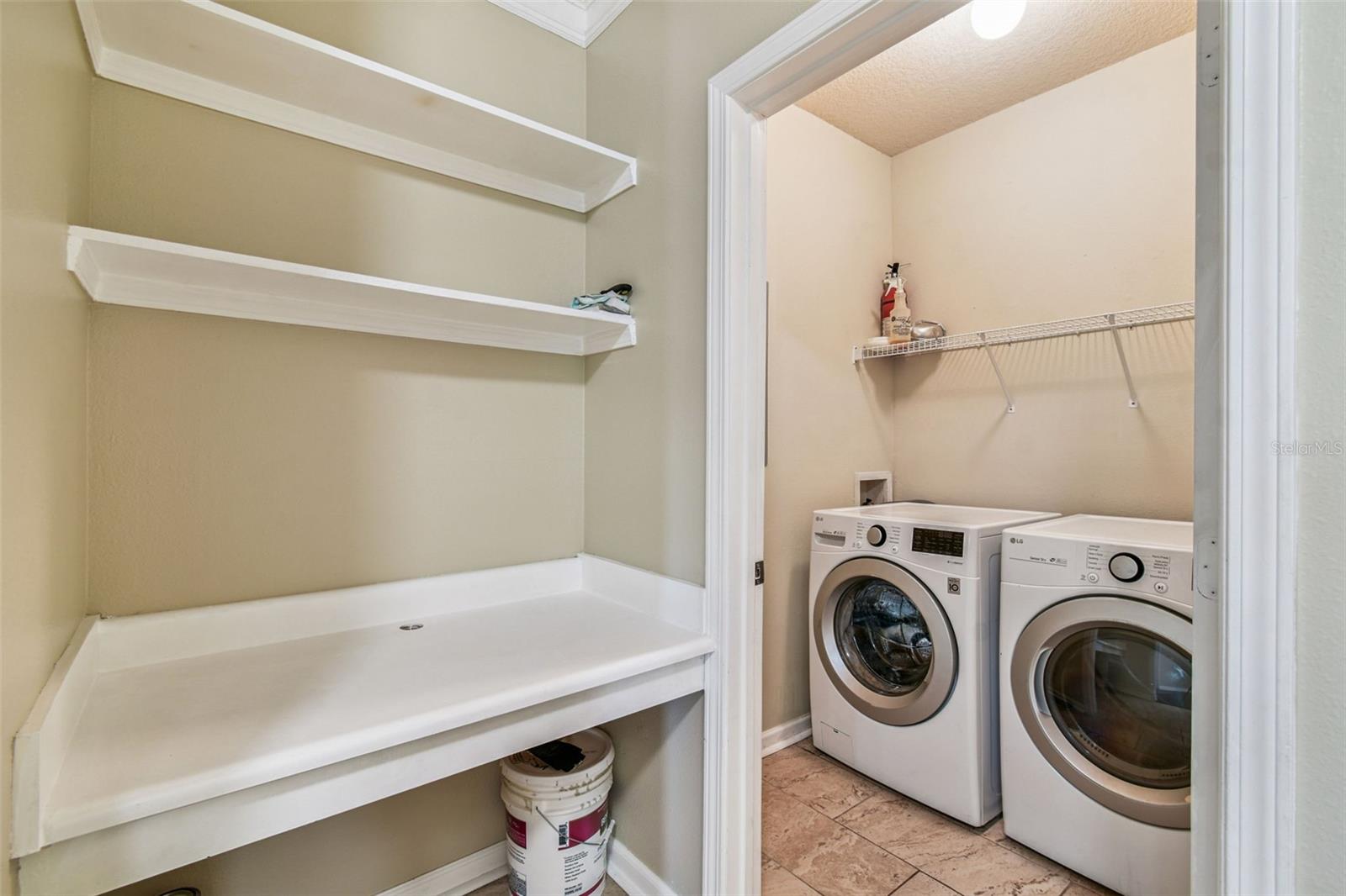 Listing photo id 53 for 10416 Villa View Circle