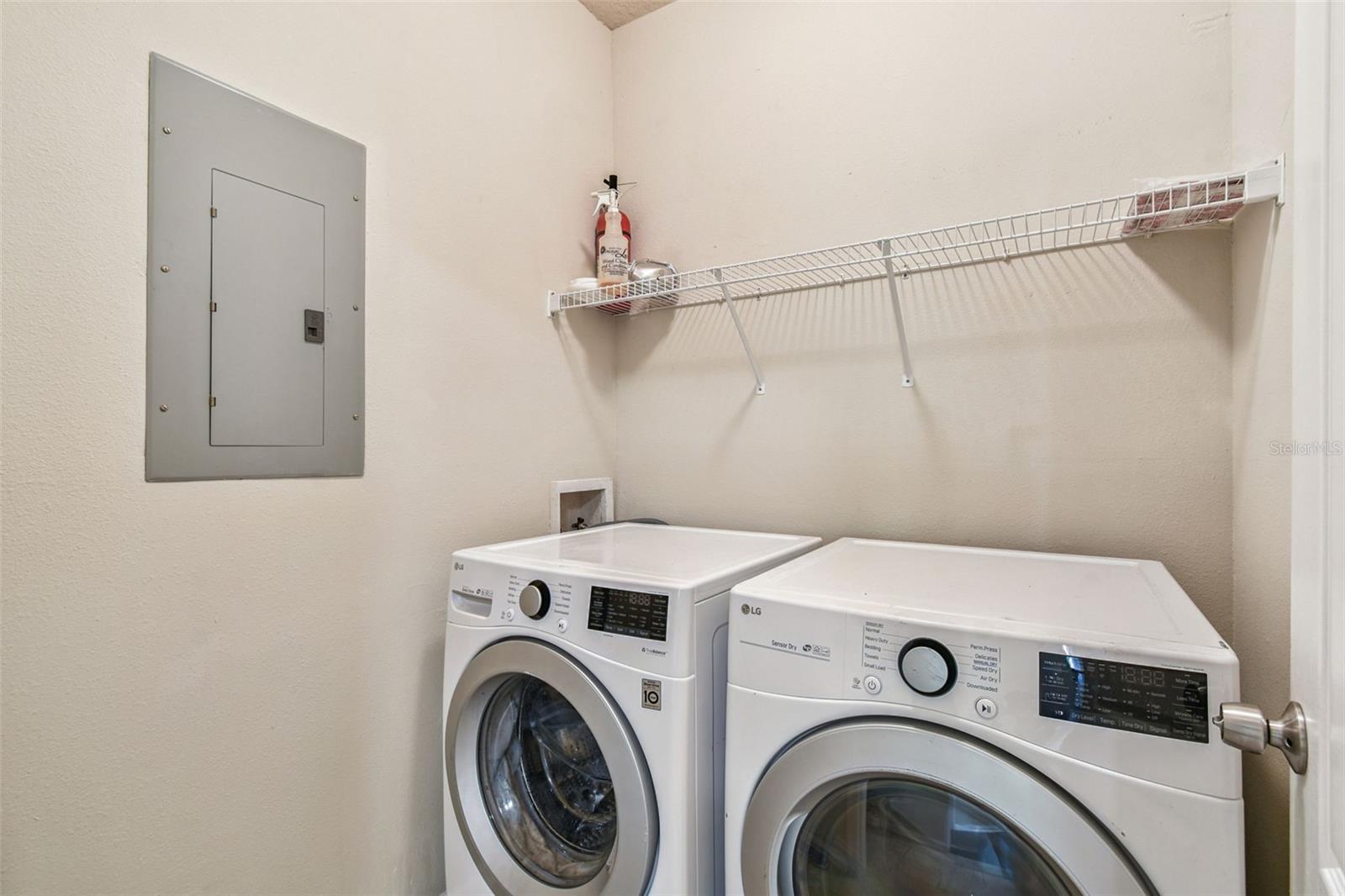 Listing photo id 54 for 10416 Villa View Circle