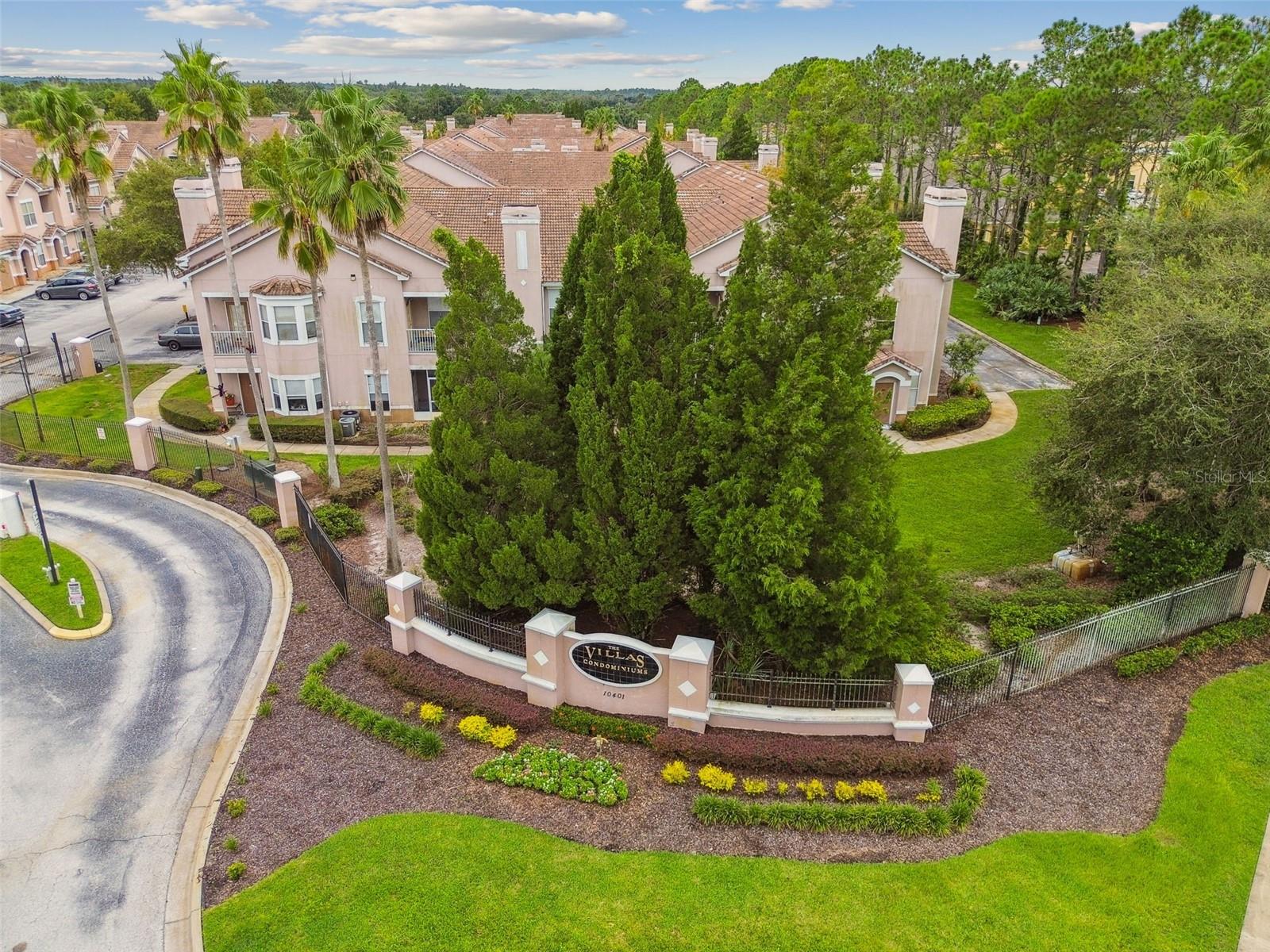 Listing photo id 72 for 10416 Villa View Circle