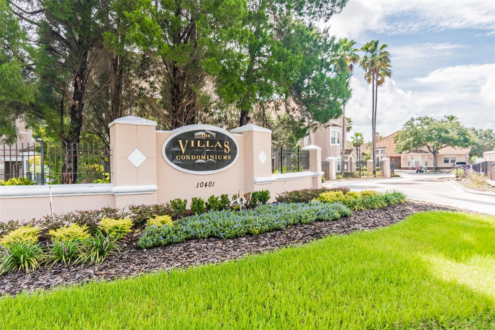 Listing photo id 88 for 10416 Villa View Circle