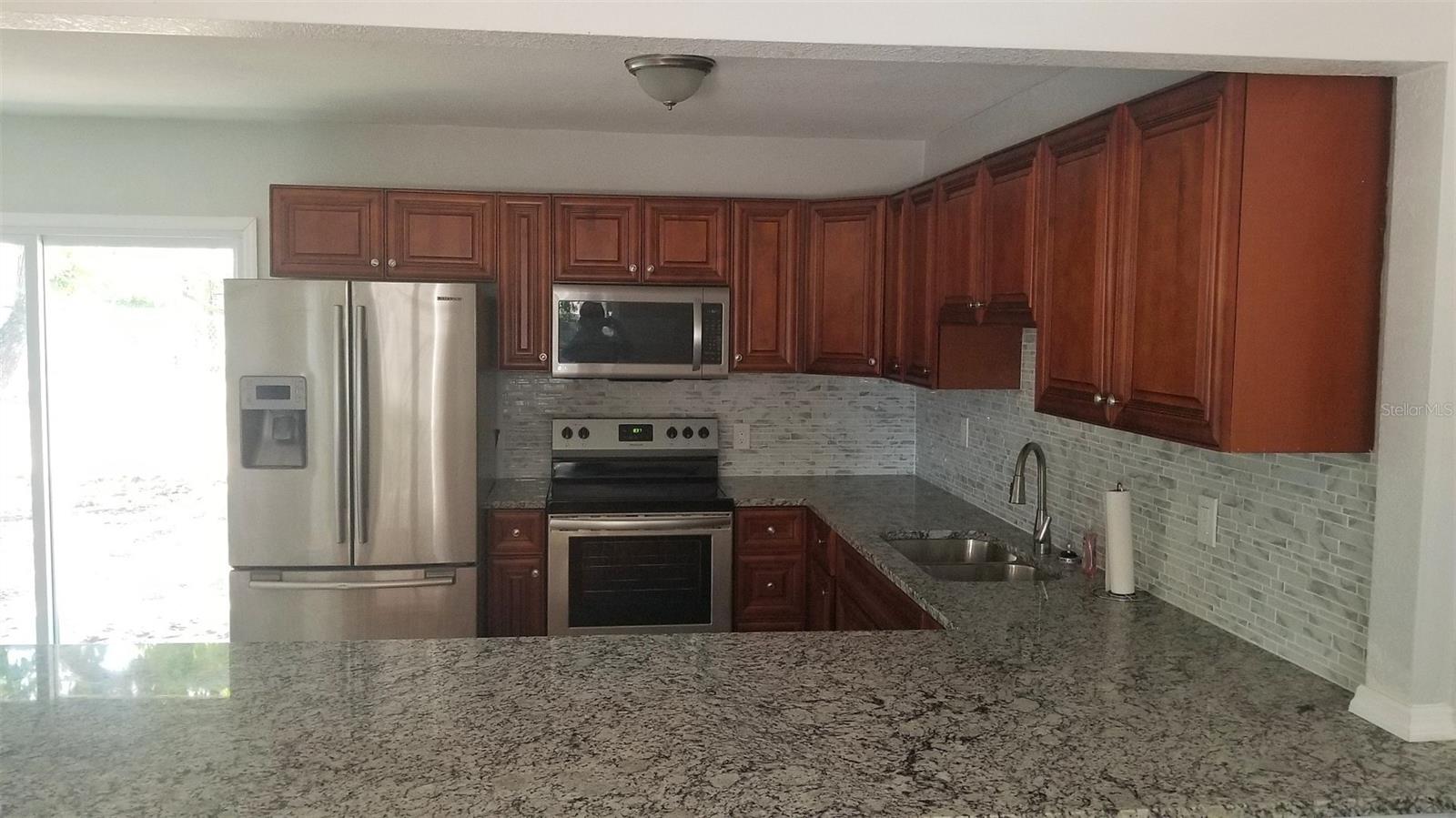 Image 3 of 9 For 3277 49th Avenue N