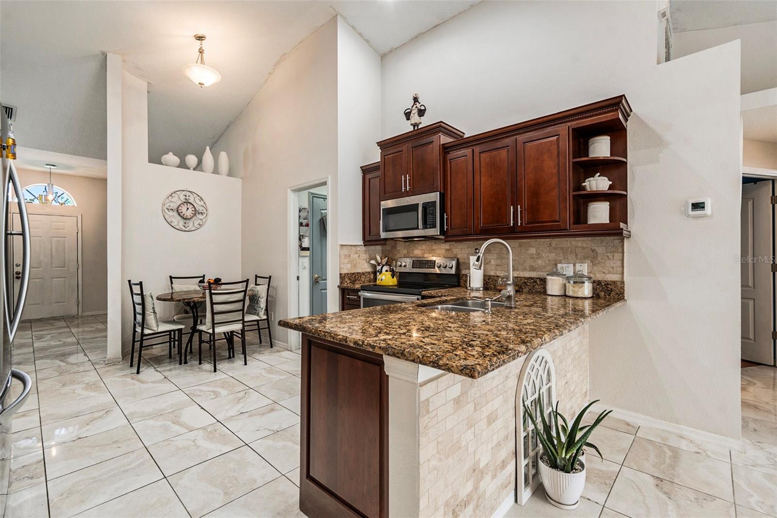 Image 10 of 31 For 4113 Savage Station Circle