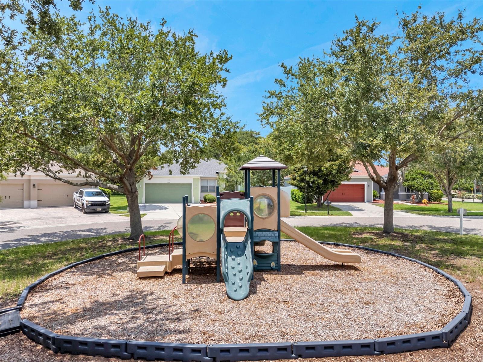 Image 30 of 44 For 11321 Laurel Brook Court