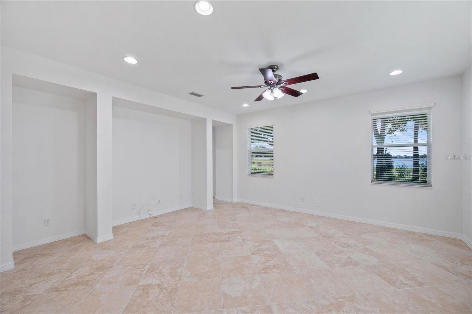 Image 6 of 44 For 11321 Laurel Brook Court