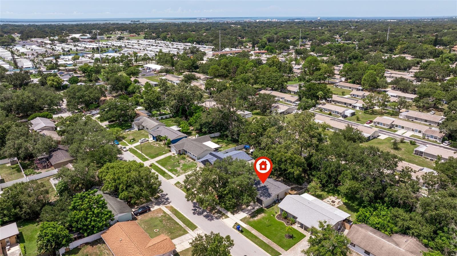 Image 35 of 42 For 1600 Amberlea Drive N