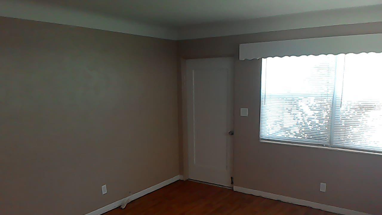 Image 2 of 13 For 2543 38th Avenue N
