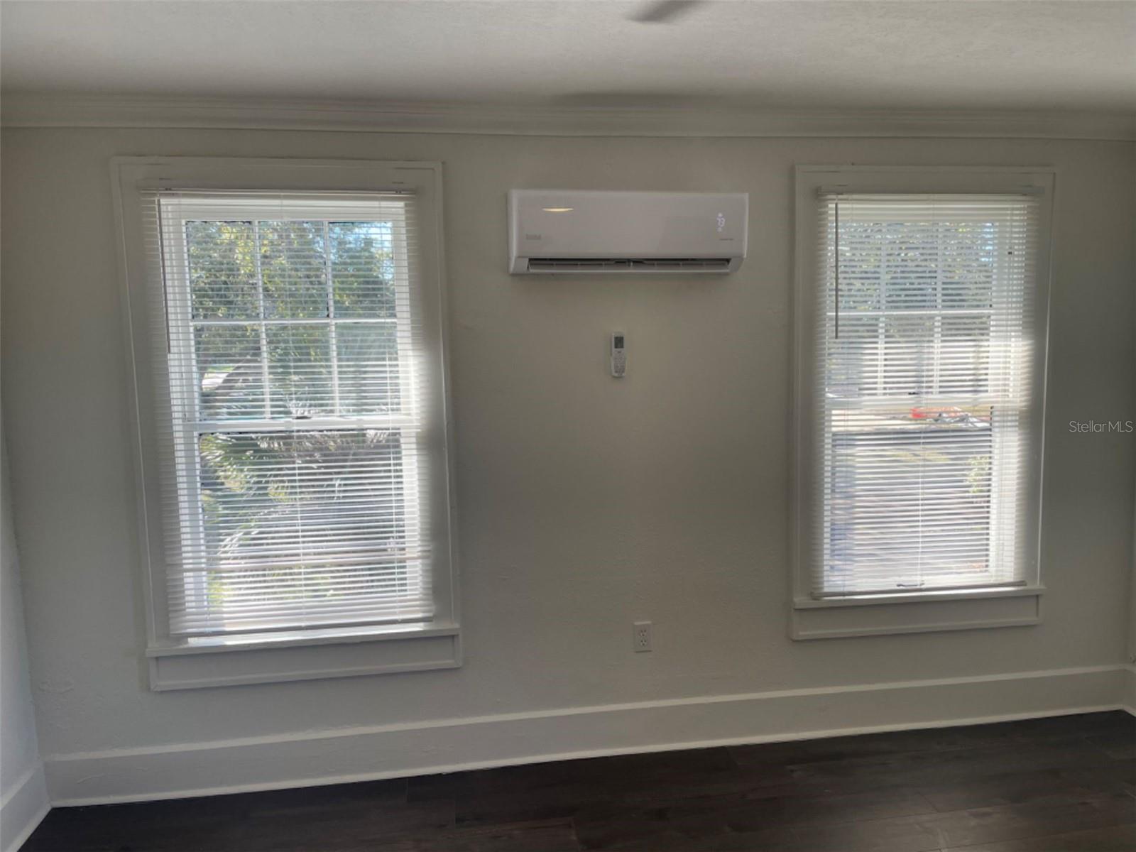 Image 3 of 10 For 5301 27th Avenue S