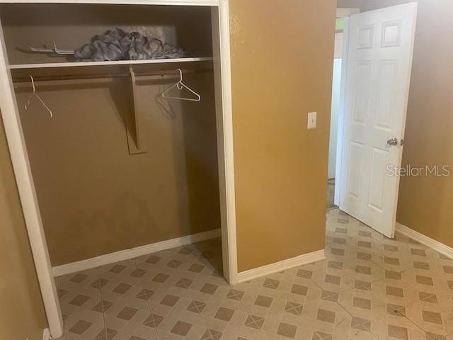 Image 7 of 14 For 5541 Lown Street N South