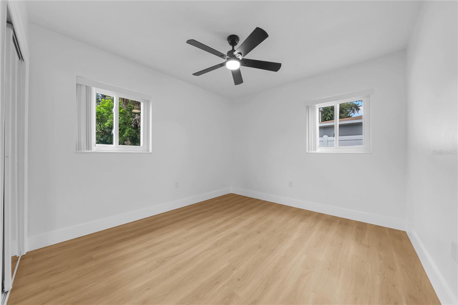Listing photo id 28 for 4496 58 Street N