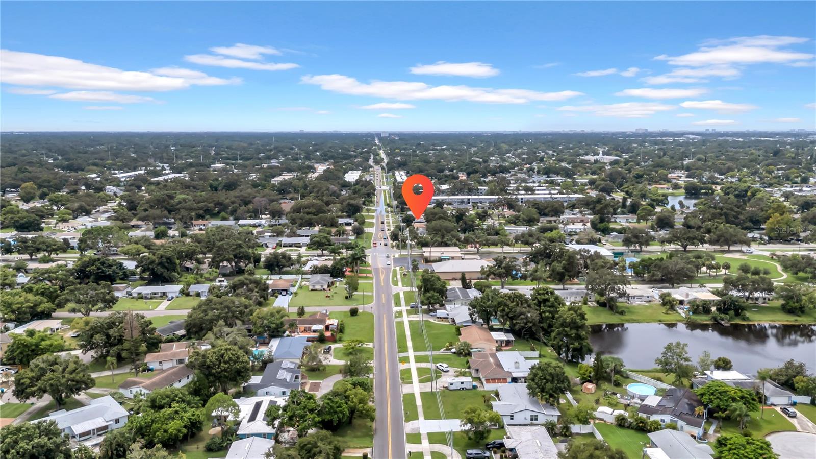 Listing photo id 35 for 4496 58 Street N