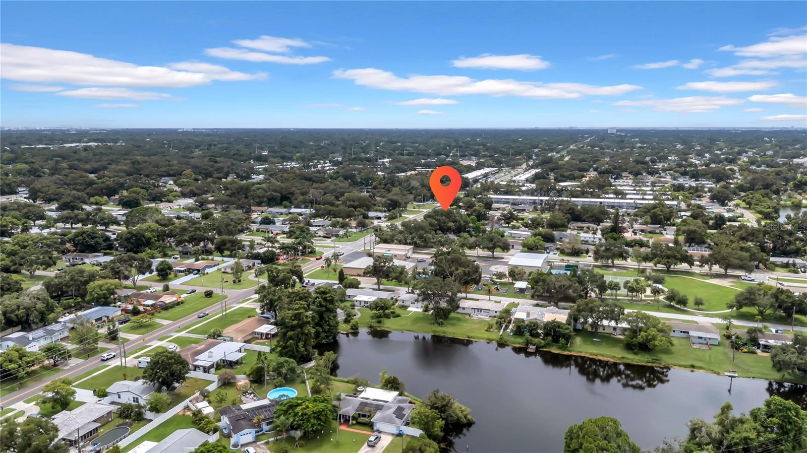 Listing photo id 36 for 4496 58 Street N