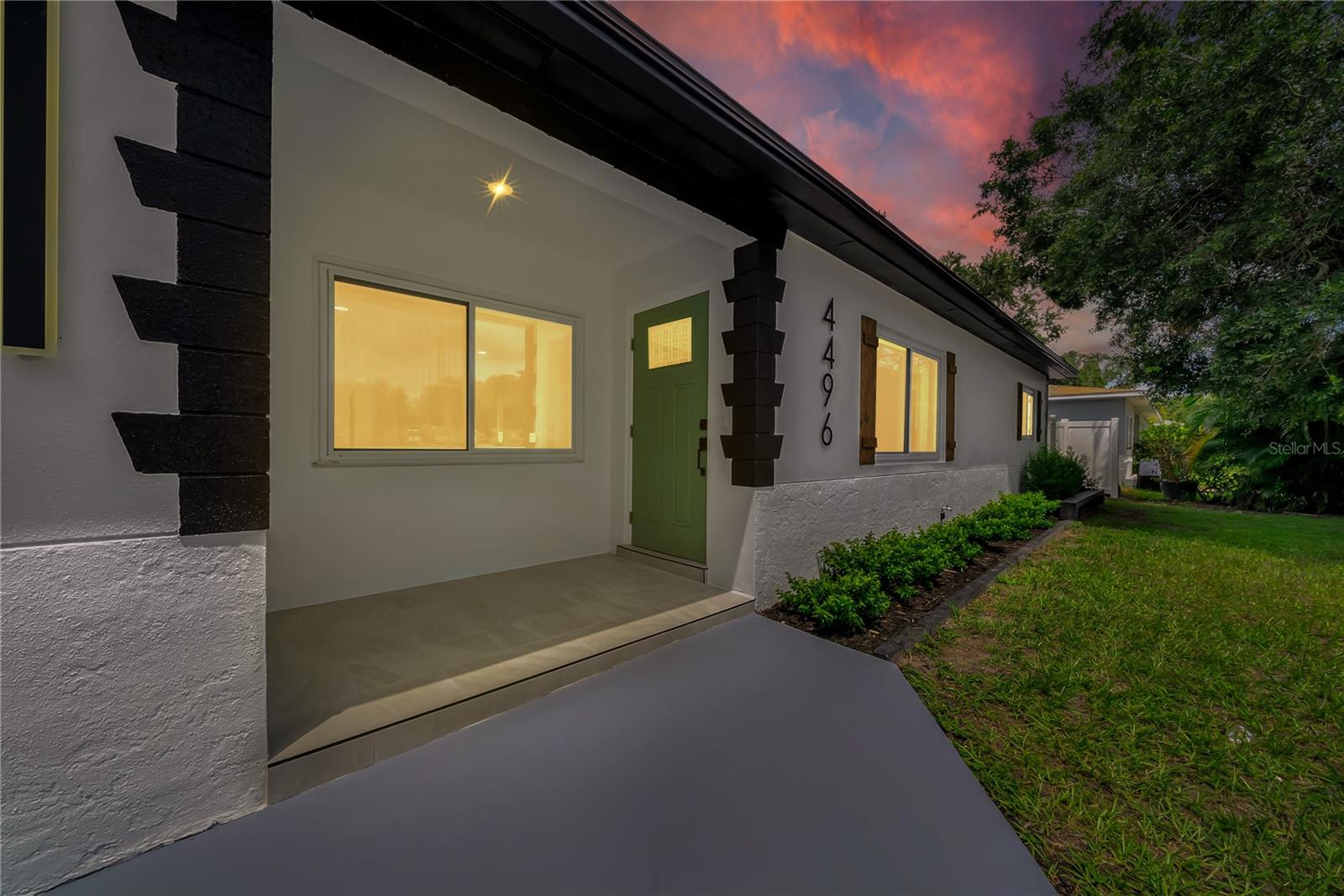Listing photo id 5 for 4496 58 Street N