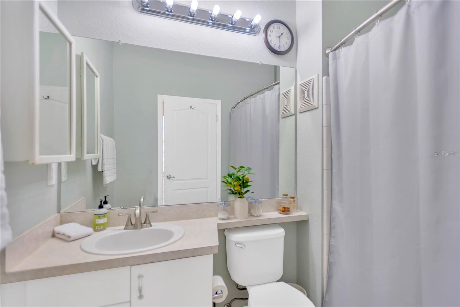 Image 18 of 32 For 775 Mainsail Drive 775