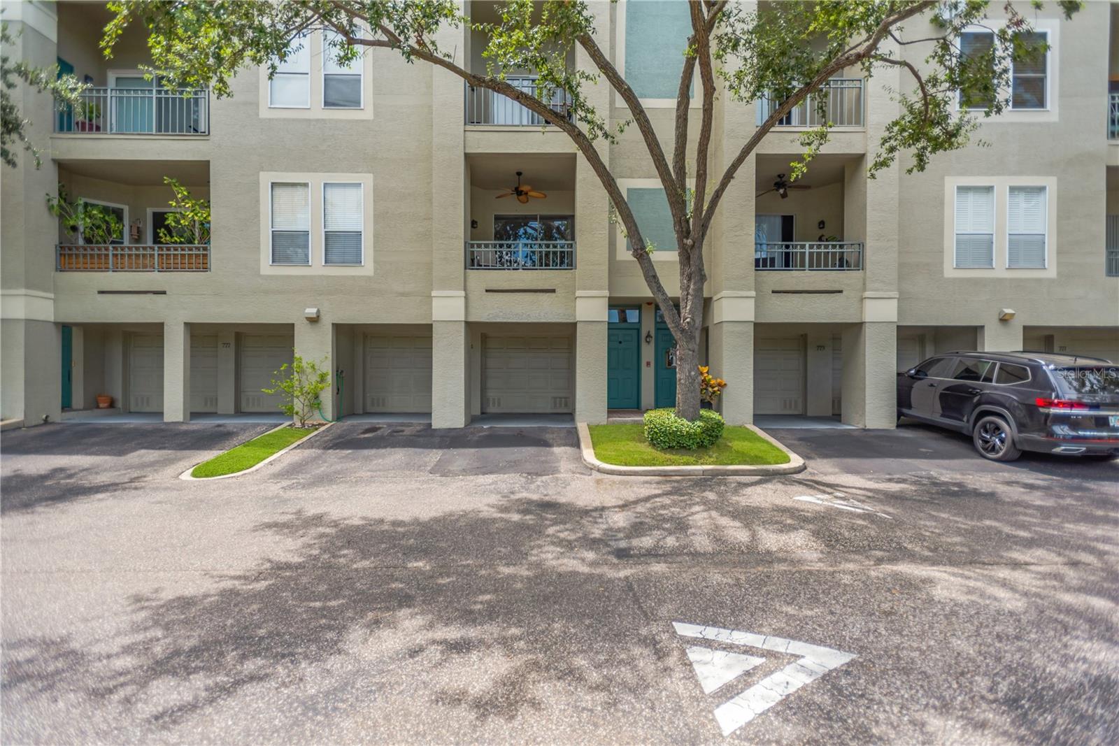 Image 23 of 32 For 775 Mainsail Drive 775
