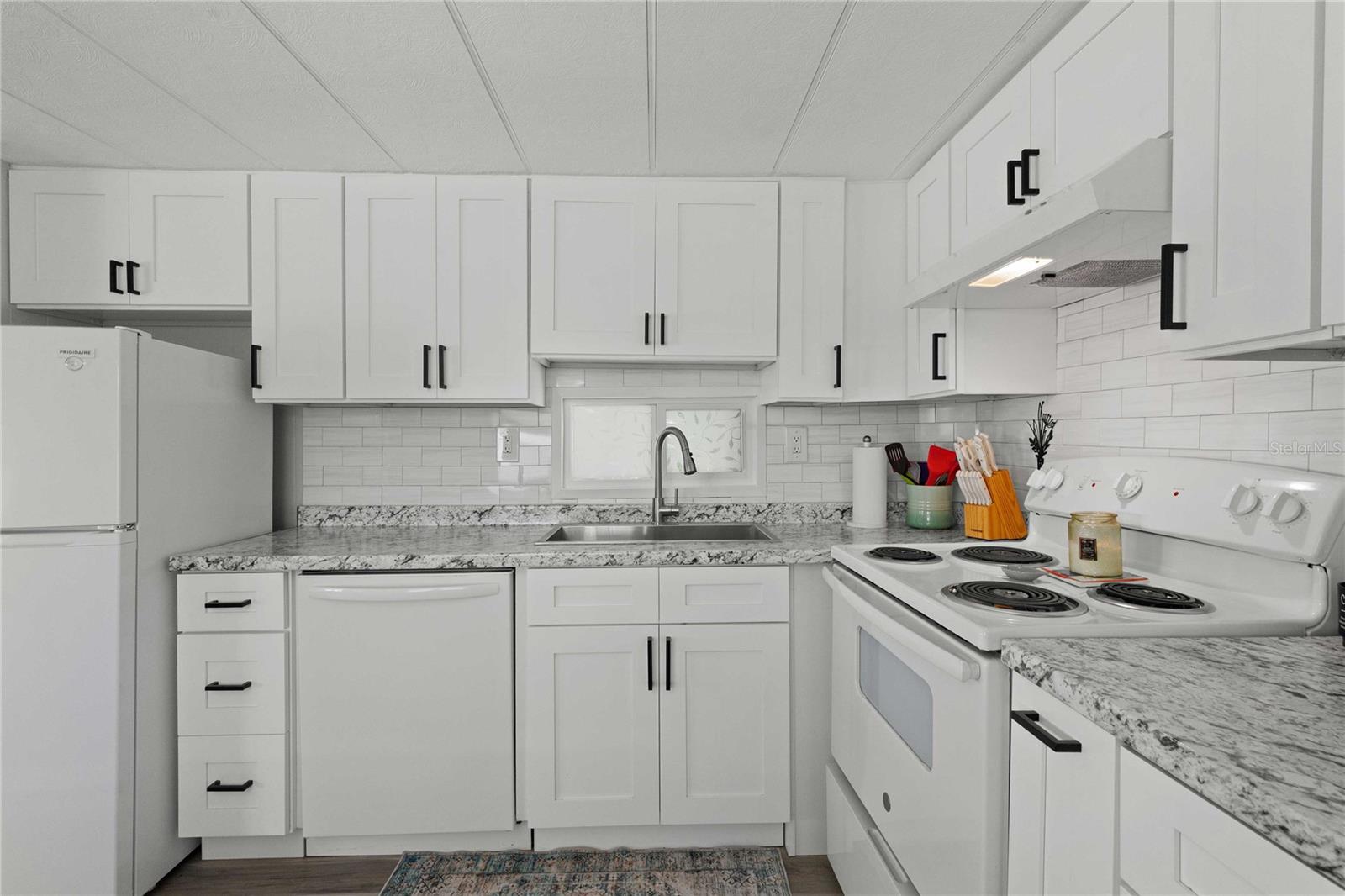 Image 10 of 57 For 5400 Amanda Street