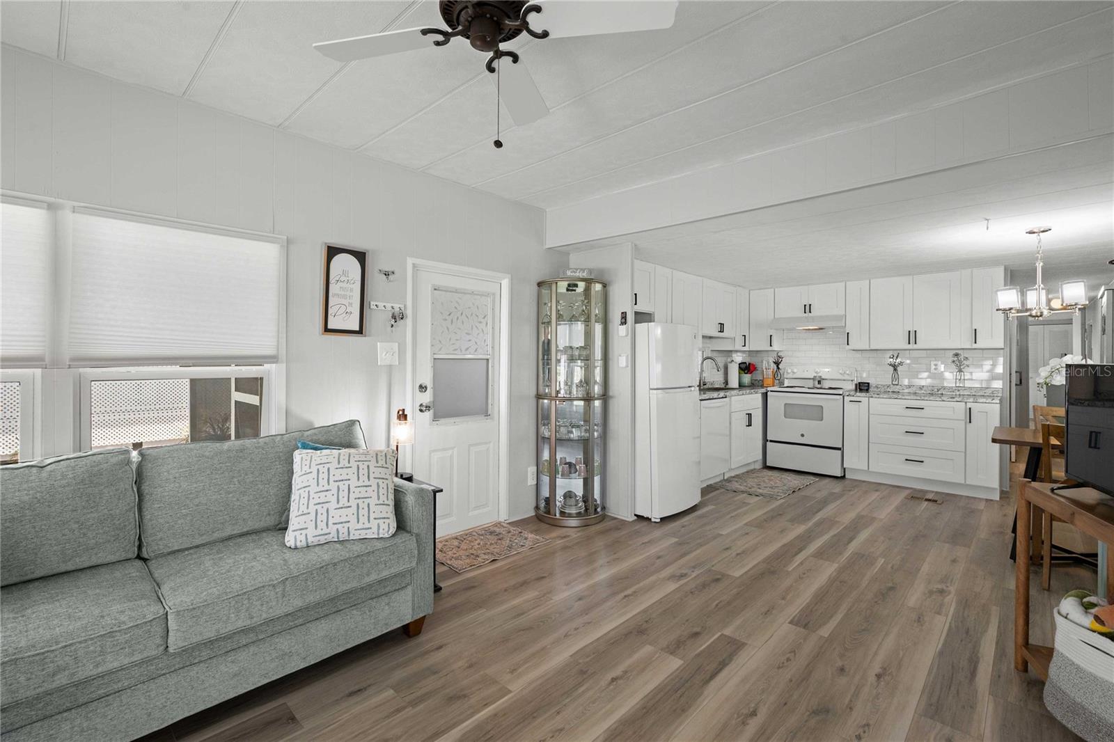 Image 15 of 57 For 5400 Amanda Street