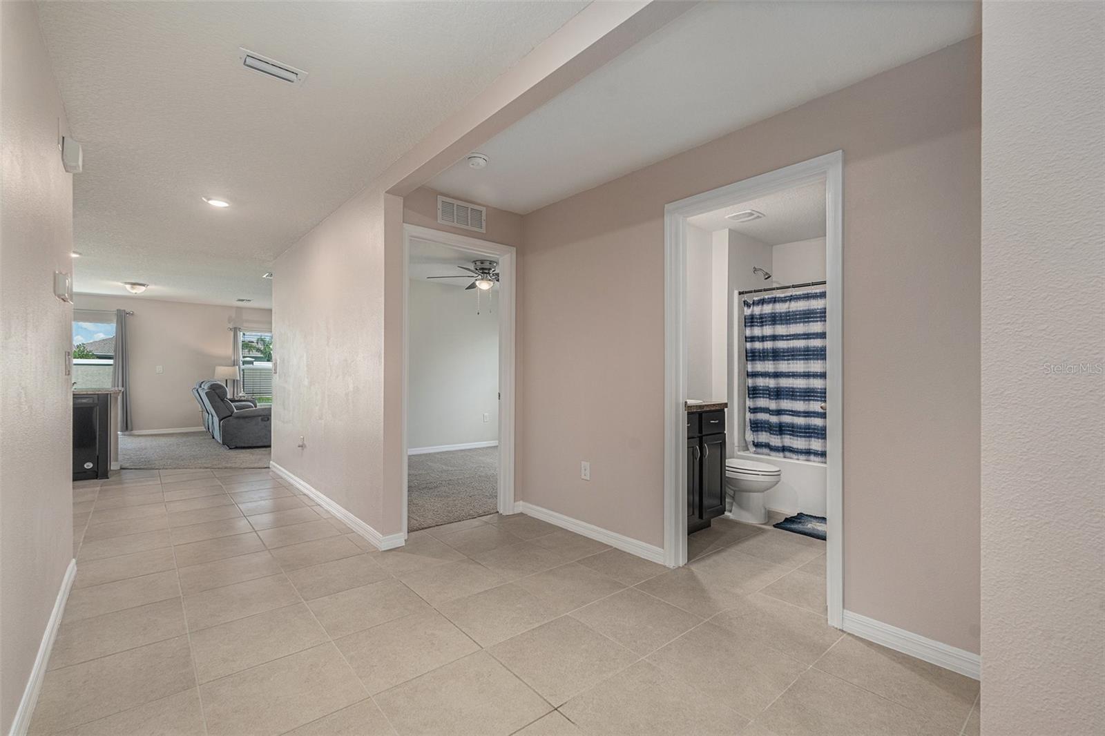 Image 5 of 23 For 8034 Broad Pointe Drive