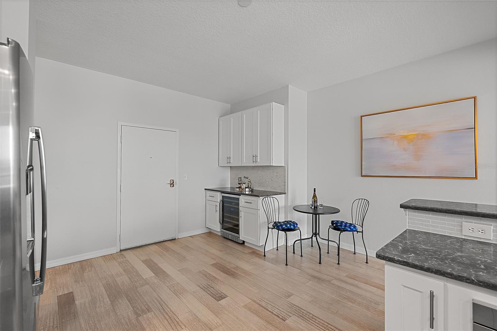 Image 8 of 45 For 226 5th Avenue N 901