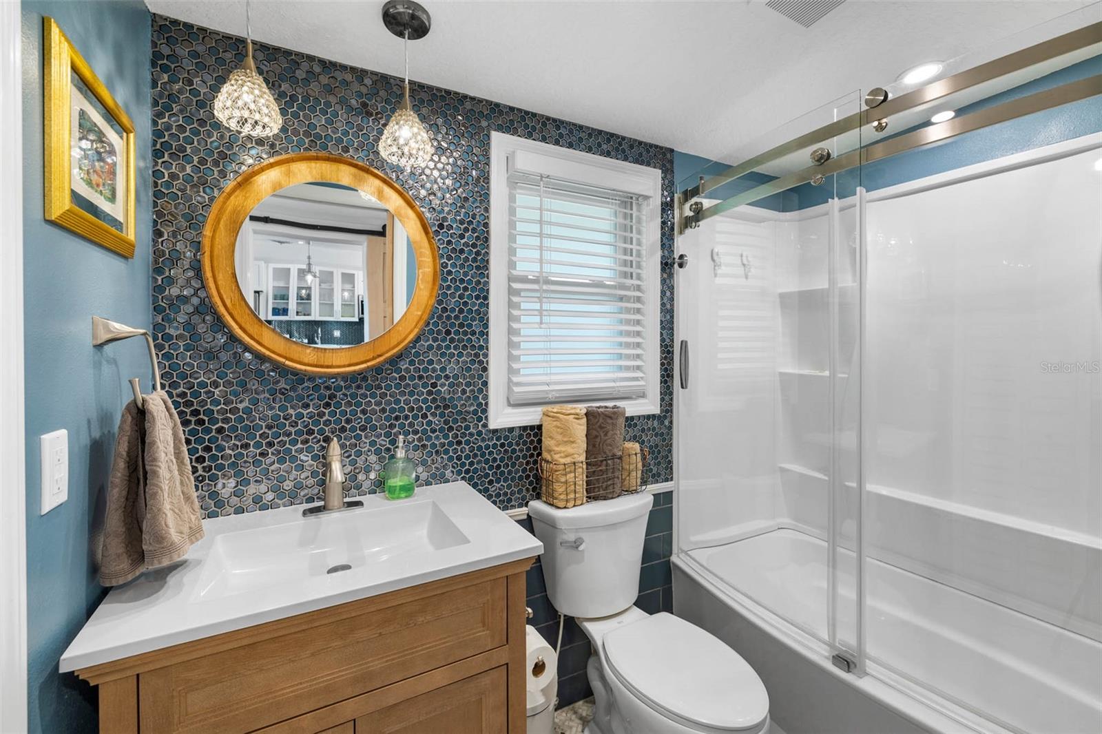 Image 16 of 36 For 4499 Neptune Drive