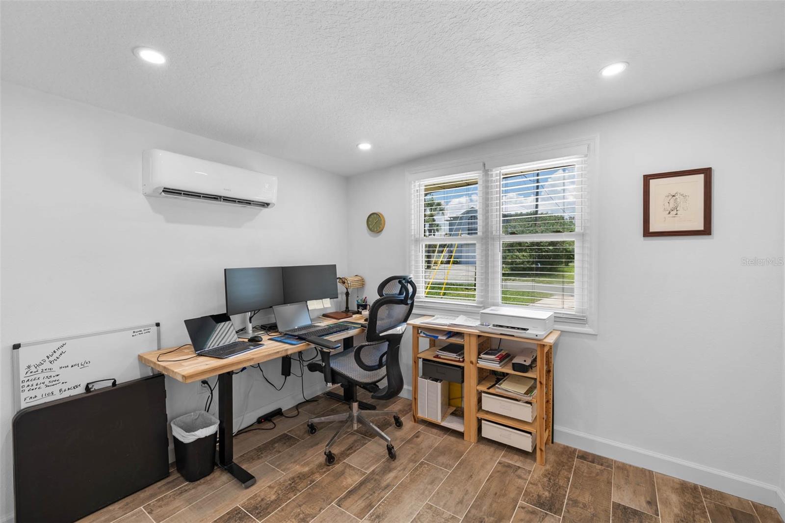 Image 18 of 36 For 4499 Neptune Drive