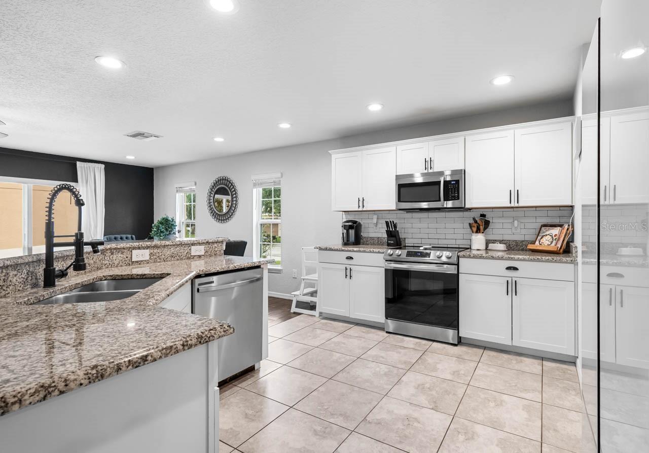 Image 9 of 51 For 13123 Sonoma Bend Place