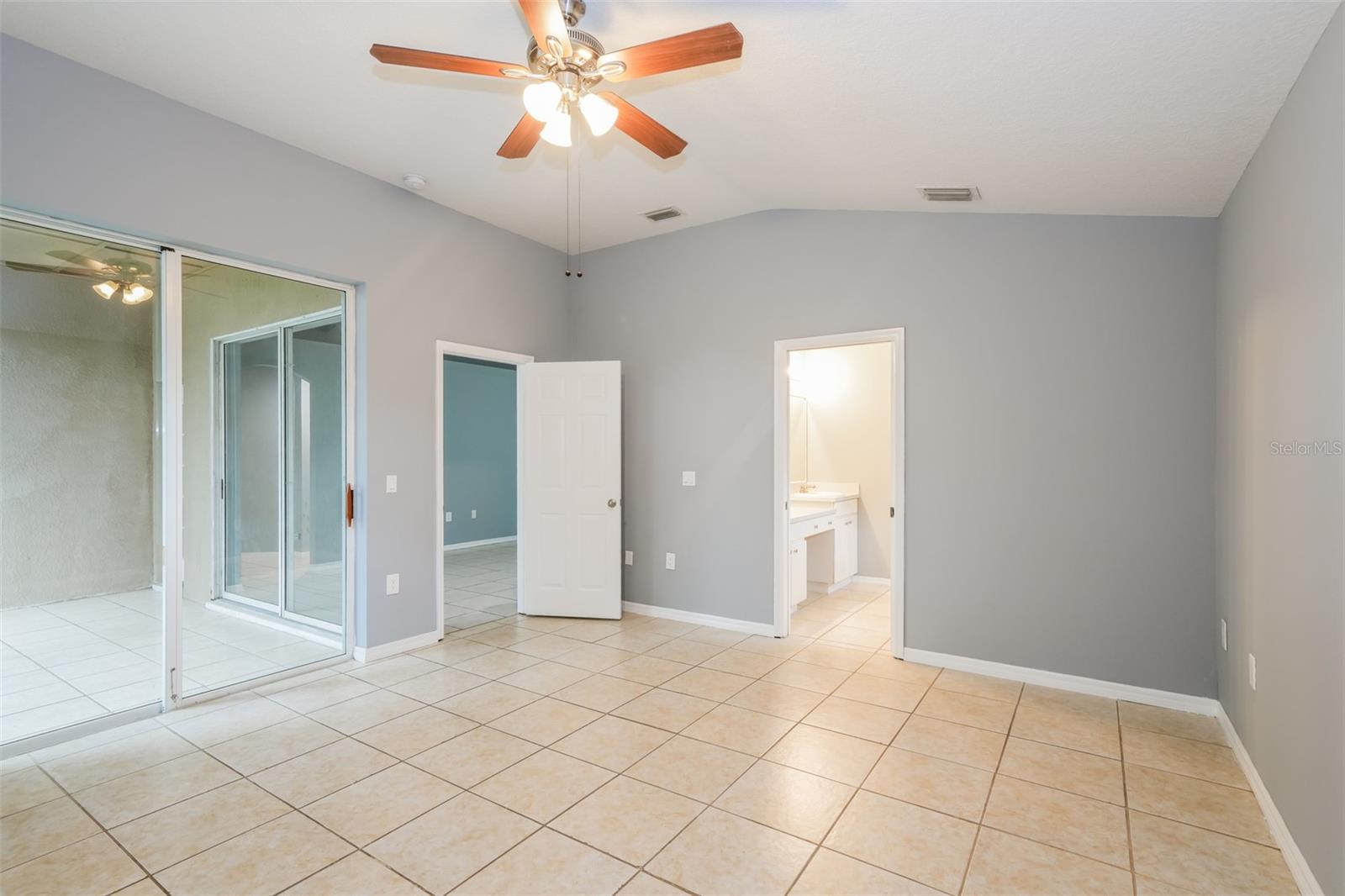 Image 12 of 15 For 22707 Roderick Drive