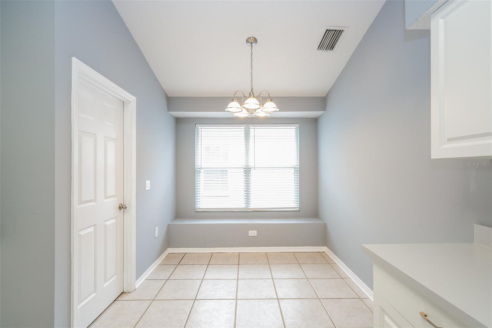 Image 6 of 15 For 22707 Roderick Drive