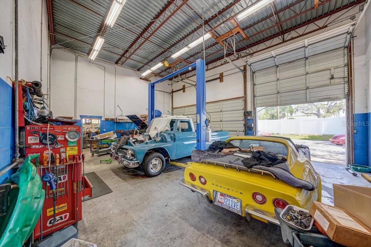 Image 11 of 91 For 1010 Alt 19  