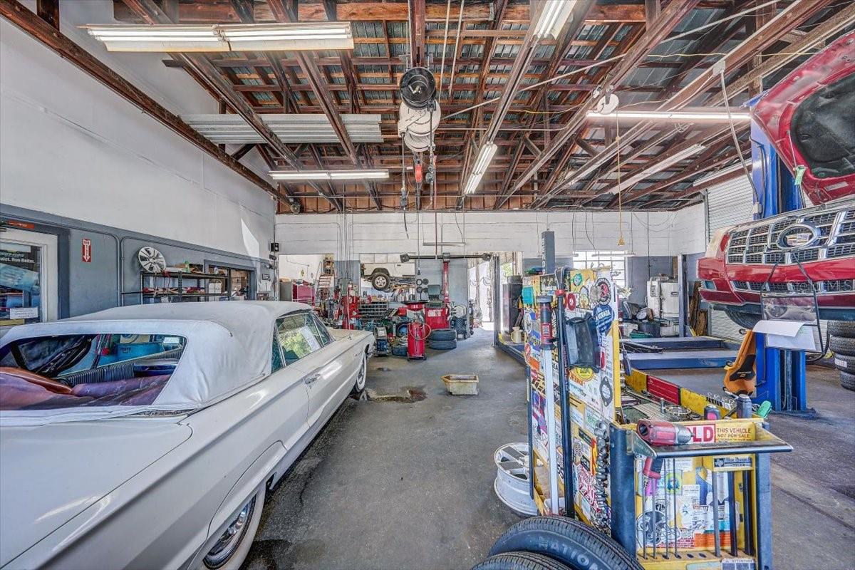 Image 19 of 91 For 1010 Alt 19  