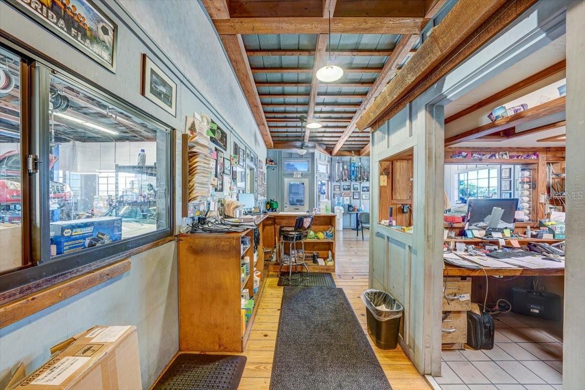 Image 26 of 91 For 1010 Alt 19  