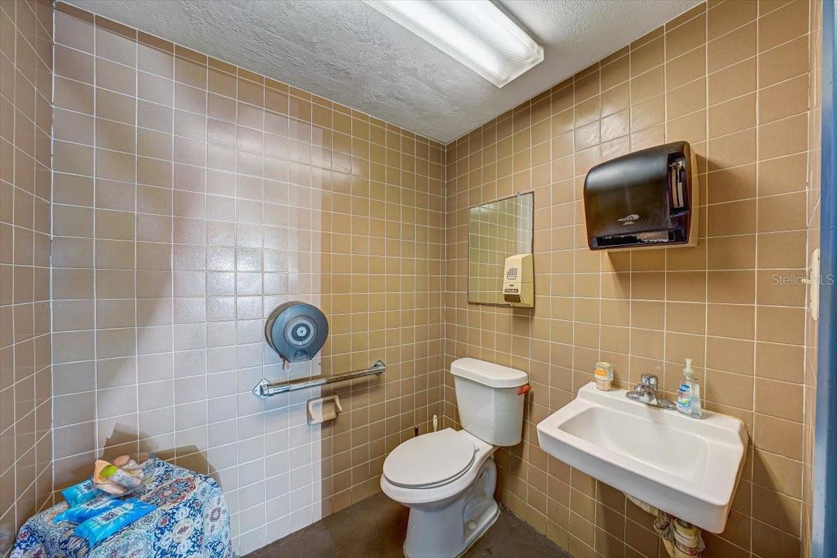 Image 31 of 91 For 1010 Alt 19  