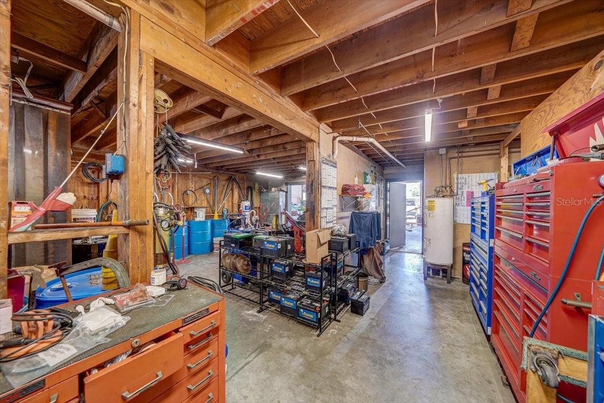 Image 35 of 91 For 1010 Alt 19  