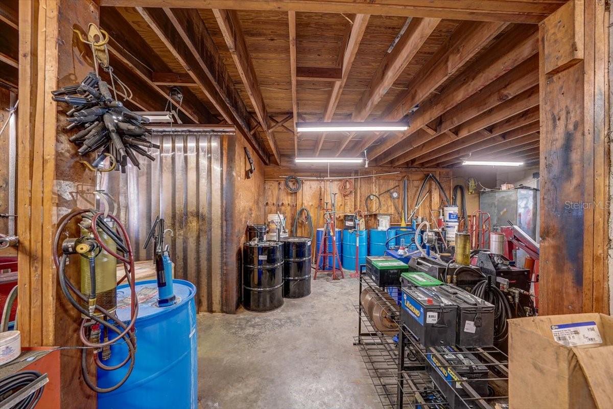 Image 36 of 91 For 1010 Alt 19  