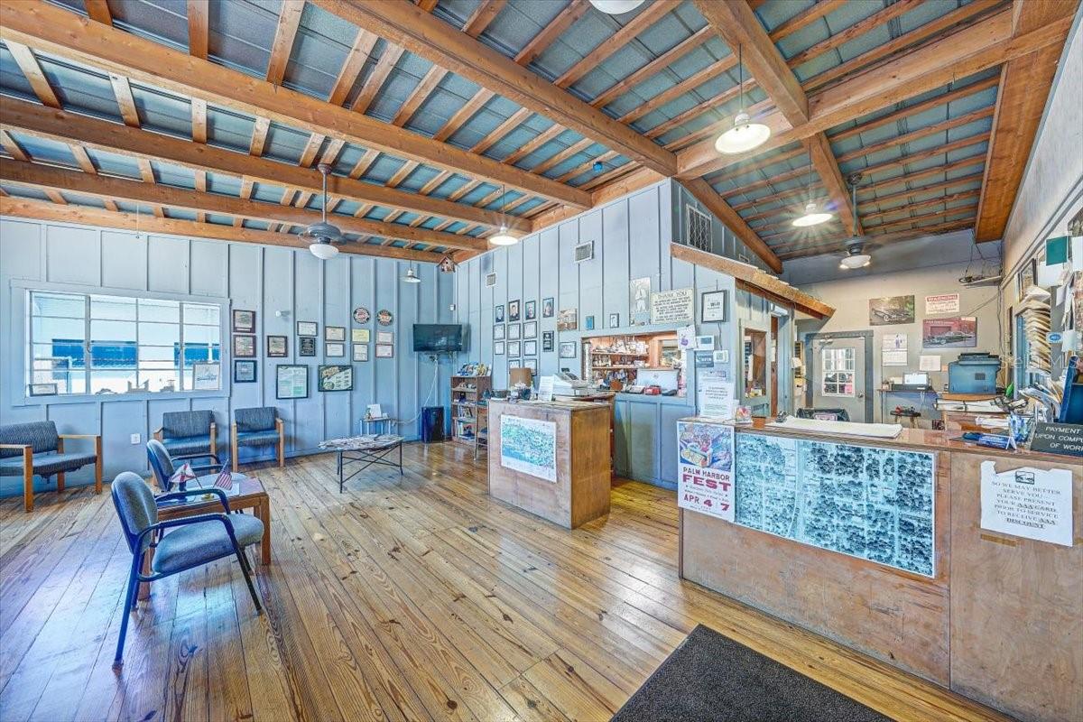 Image 4 of 91 For 1010 Alt 19  