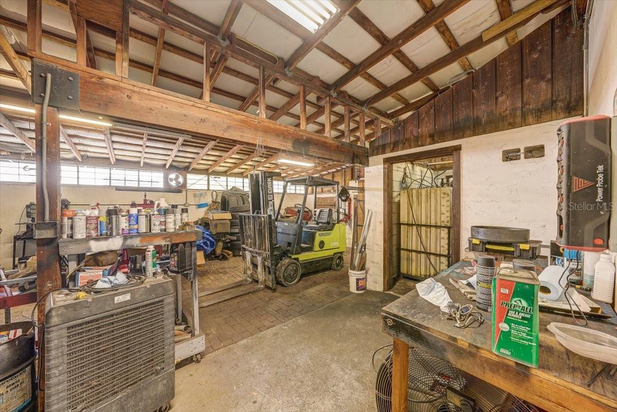 Image 40 of 91 For 1010 Alt 19  