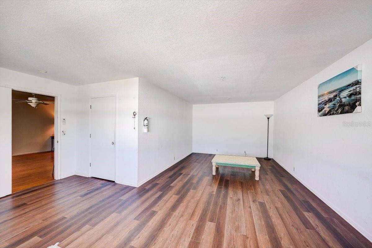 Image 54 of 91 For 1010 Alt 19  