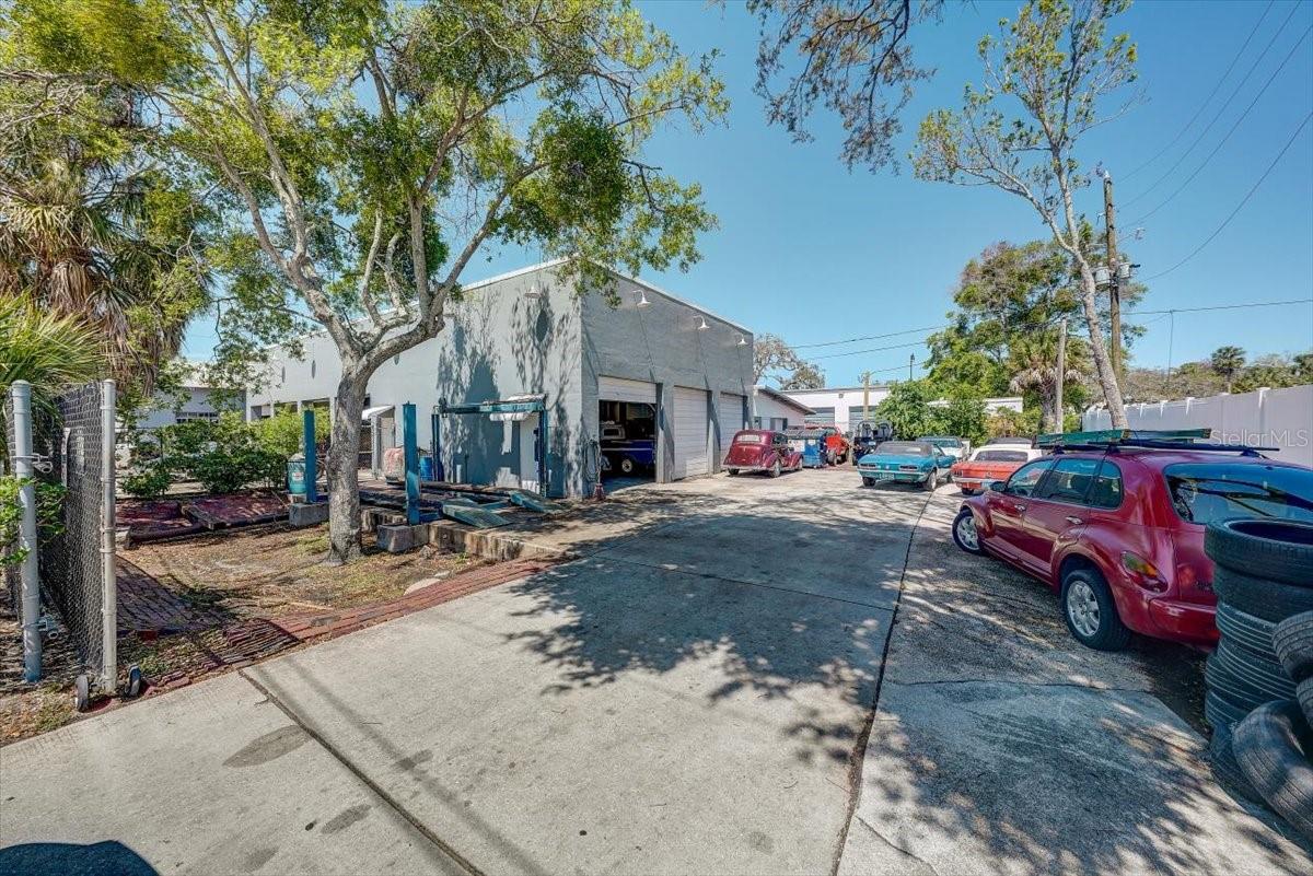 Image 59 of 91 For 1010 Alt 19  