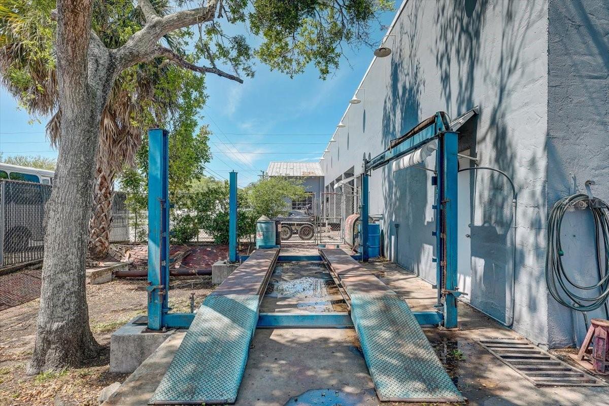 Image 60 of 91 For 1010 Alt 19  